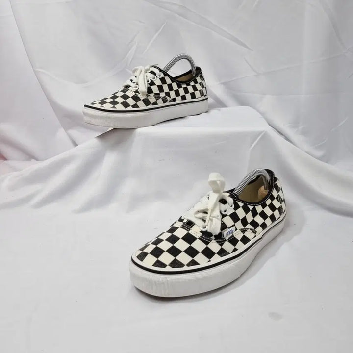 [BUNJANG] Vans Authentic Checkerboard Sneakers / 빈티지하서 245 반스 어센틱 체커보드 스니커즈 운동화