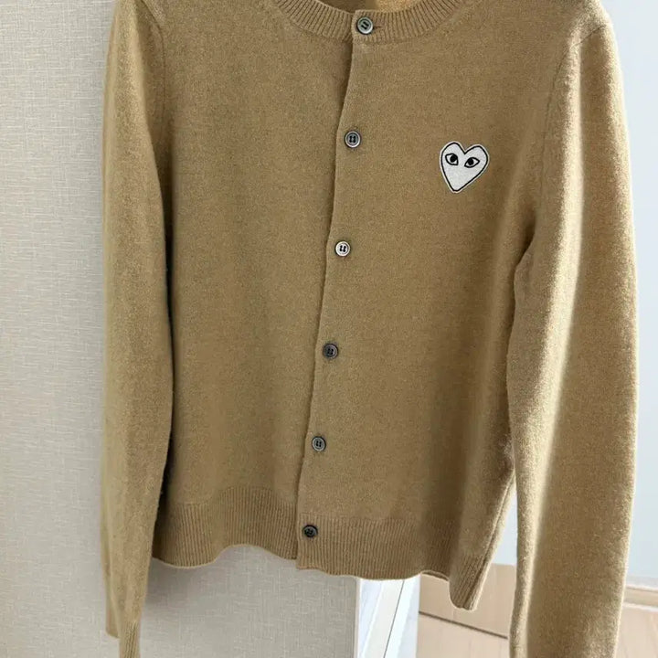 [BUNJANG] Comme des Garçons Heart Appliqué Cardigan / 꼼데가르송 하트와펜 가디건