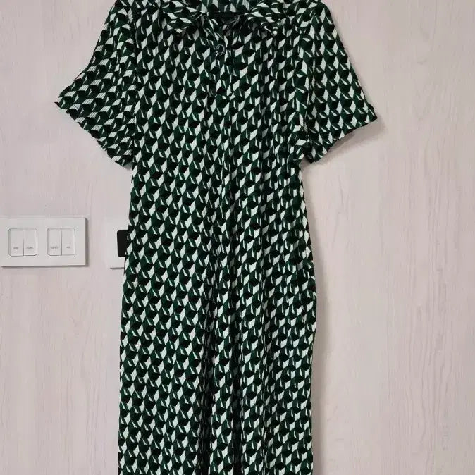 [BUNJANG] Bizoo &amp; Roseang Pattern Shirt Pleated Dress / 비주상사 로즈앙에서 나온 패턴 셔츠 플리츠원피스