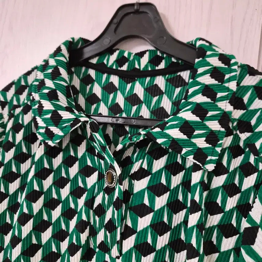 [BUNJANG] Bizoo &amp; Roseang Pattern Shirt Pleated Dress / 비주상사 로즈앙에서 나온 패턴 셔츠 플리츠원피스
