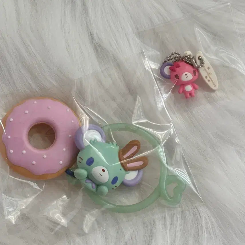 [BUNJANG] Sanrio Sugarbunnies Chocolatier Cacao Vanilla Classic Keychain Set / 고전 산리오 슈가바니즈 쇼콜라티에 카카오 바닐라 고전 키링 세트
