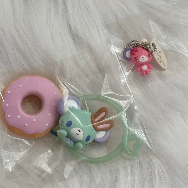 [BUNJANG] Sanrio Sugarbunnies Chocolatier Cacao Vanilla Classic Keychain Set / 고전 산리오 슈가바니즈 쇼콜라티에 카카오 바닐라 고전 키링 세트