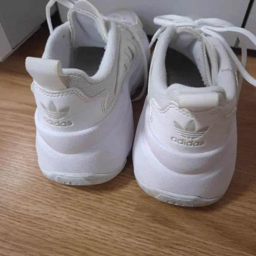 [BUNJANG] Adidas Oz Gaia Shoes / 아디다스 오즈가이아 225