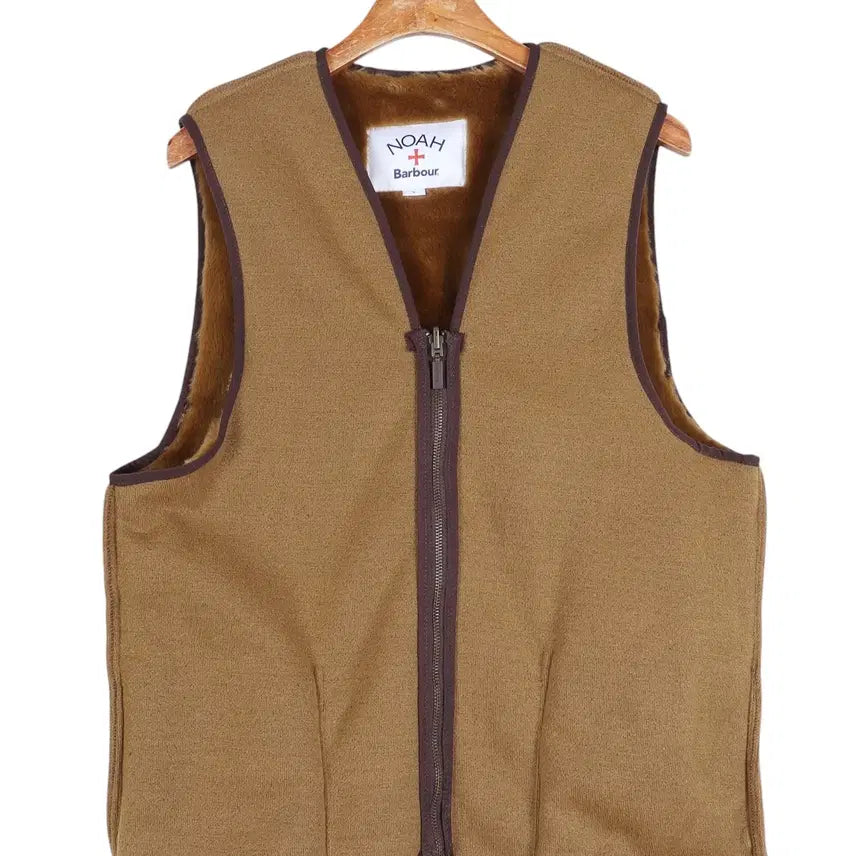 [BUNJANG] Noah x Barbour Bideford Warmfile Vest Jacket (Size S) / 노아 X 바버 비데일 웜파일 베스트 자켓 S / k4402