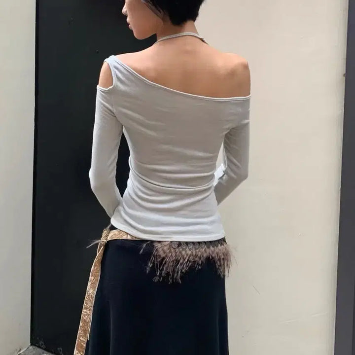 [BUNJANG] Chipchipshop Off-Shoulder Halterneck Long-Sleeve Top Grey / chipchipshop 오프숄더 홀터넥 롱슬리브 그레이