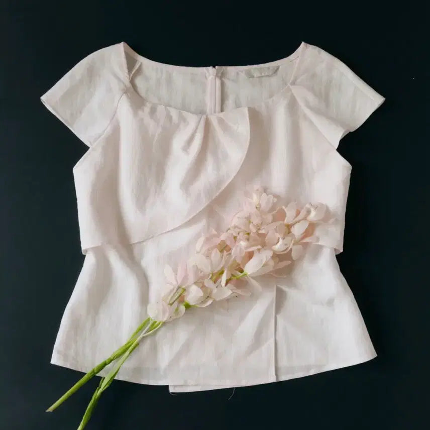 [BUNJANG] YUJE Front Wrap Blouse Pink / 유제 front wrap blouse pink YUJE 블라우스