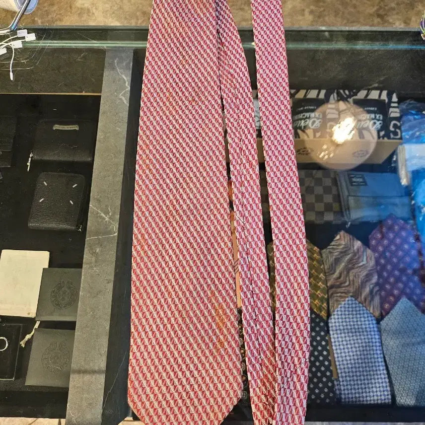 [BUNJANG] Saint Laurent Patterned Tie Red/White / 입생로랑 패턴넥타이 레드/화이트