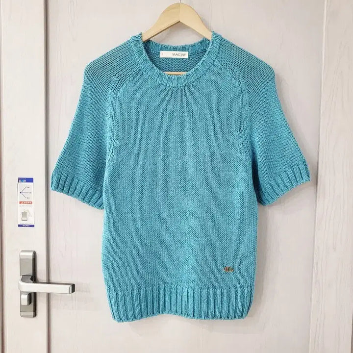 [BUNJANG] MAGJAY Half Sleeve Knit Green / 매력적인 그린 색상의 MAGJAY 하프 슬리브 니트