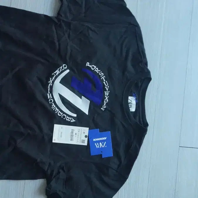 [BUNJANG] Ader Error x Zara Graphic T-Shirt Black S-M / 아더에러 X 자라 그래픽 티셔츠 블랙 s-m