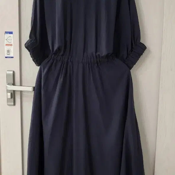[BUNJANG] MADE BY OUI Navy Linen Blend Long Dress / MADE BY OUI 깔끔한 네이비 색상의 롱 원피스