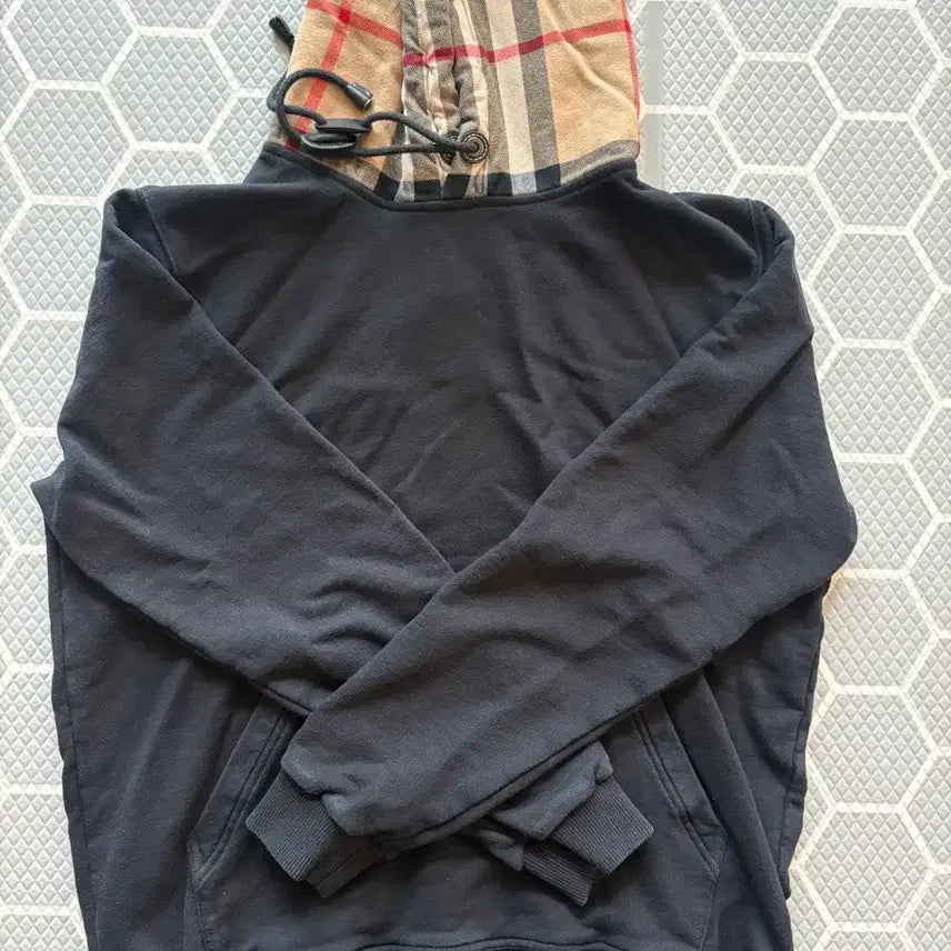 [BUNJANG] Burberry Check Hoodie - Size M / 버버리 체크 후드티 m사이즈 급처