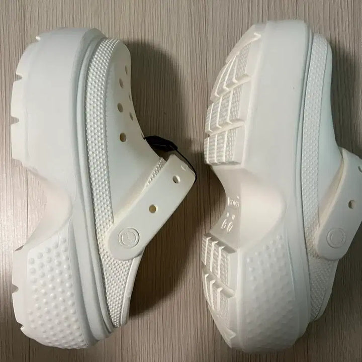 [BUNJANG] Crocs Stomp Clog White 240 / 크록스 스톰프 클로그 화이트 240