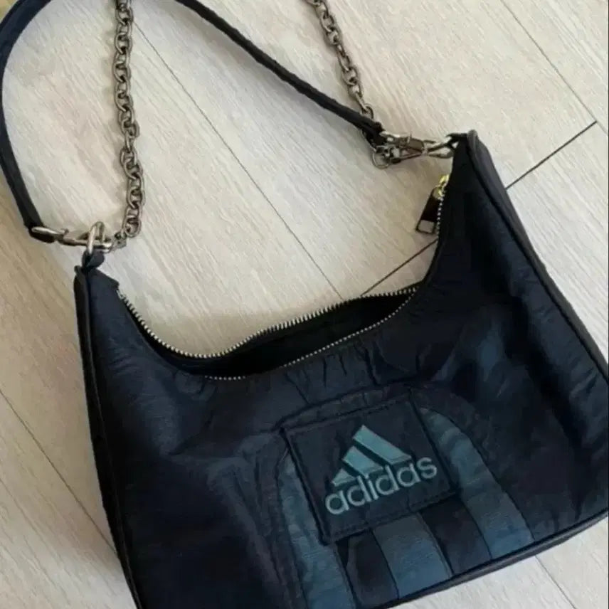 [BUNJANG] Adidas Chain Shoulder Bag Black / 아디다스 체인 숄더백 블랙