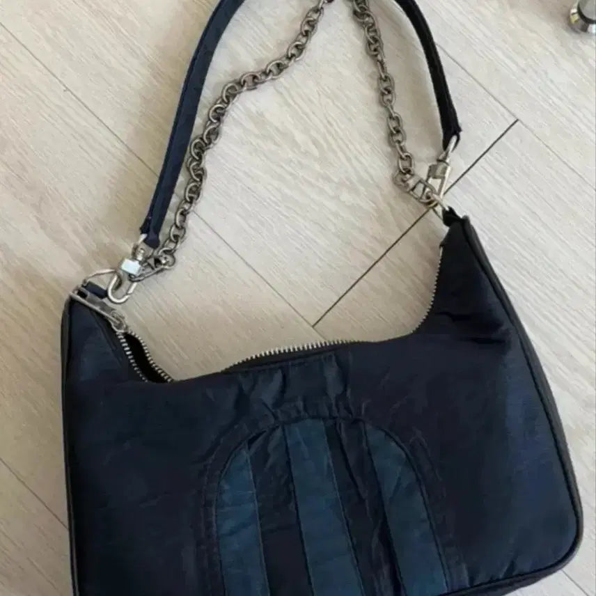 [BUNJANG] Adidas Chain Shoulder Bag Black / 아디다스 체인 숄더백 블랙