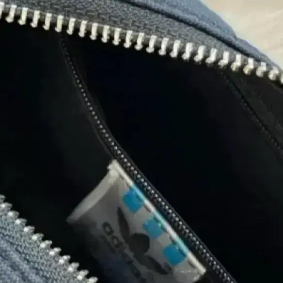 [BUNJANG] Adidas Chain Shoulder Bag Black / 아디다스 체인 숄더백 블랙