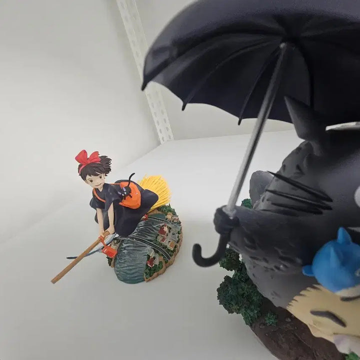 [BUNJANG] Chikara Ghibli 4-Piece Resin Figure Set / chikara 지브리 토토로 키키 치히로 포뇨4종 레진피규어