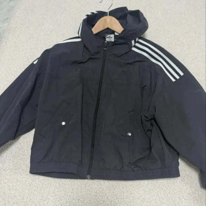[BUNJANG] Adidas 3-Stripes Hooded Windbreaker Black / 아디다스 삼선 후드 바람막이 블랙