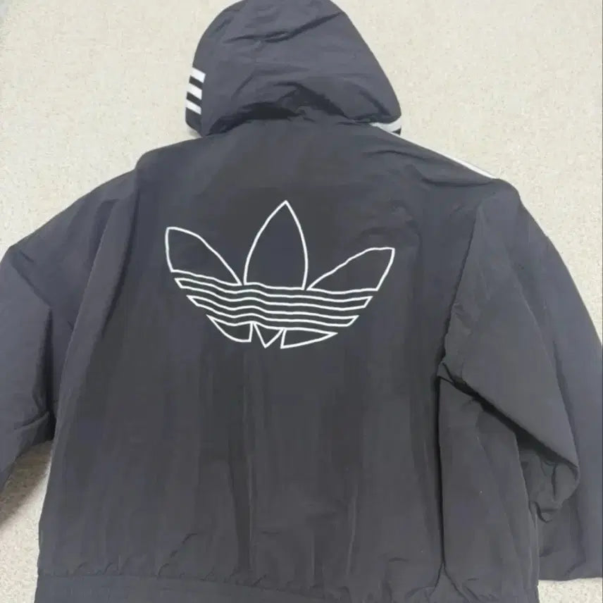 [BUNJANG] Adidas 3-Stripes Hooded Windbreaker Black / 아디다스 삼선 후드 바람막이 블랙