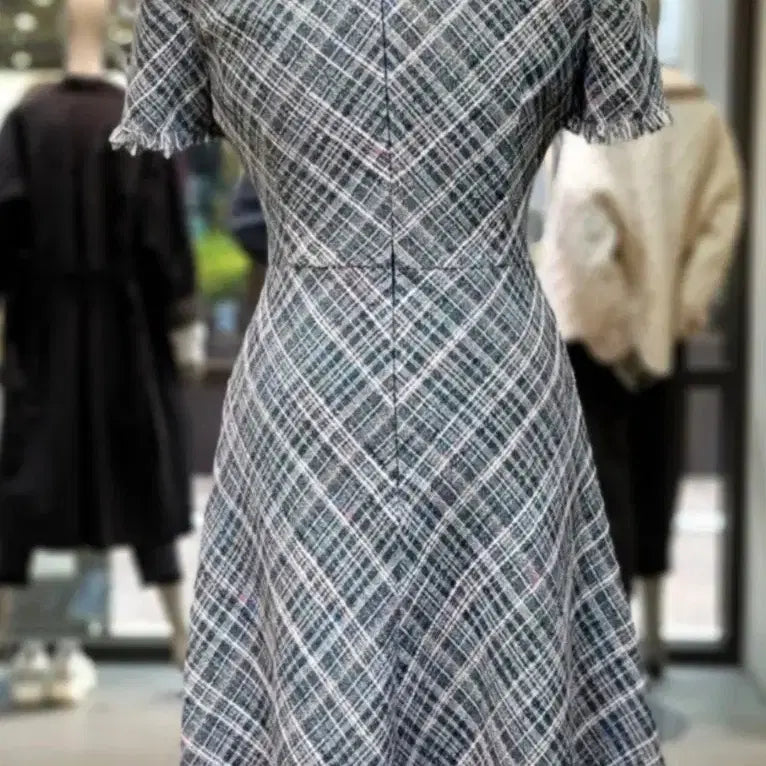 [BUNJANG] SIsley Tweed Dress (Size 55) / 하객룩 시슬리 트위드 원피스 55 (새상품)