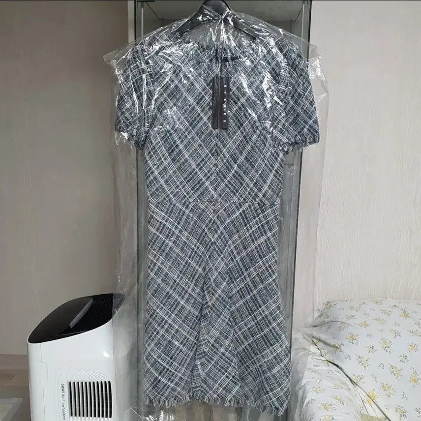 [BUNJANG] SIsley Tweed Dress (Size 55) / 하객룩 시슬리 트위드 원피스 55 (새상품)