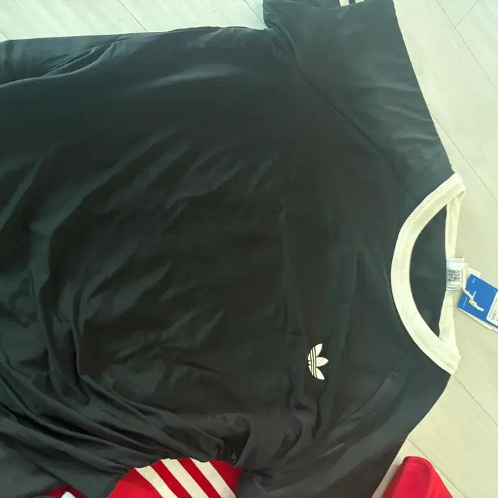 [BUNJANG] Adidas Double Layered Cali Short Sleeve T-Shirt / 아디다스 더블 레이어드 Cali 반팔 티셔츠