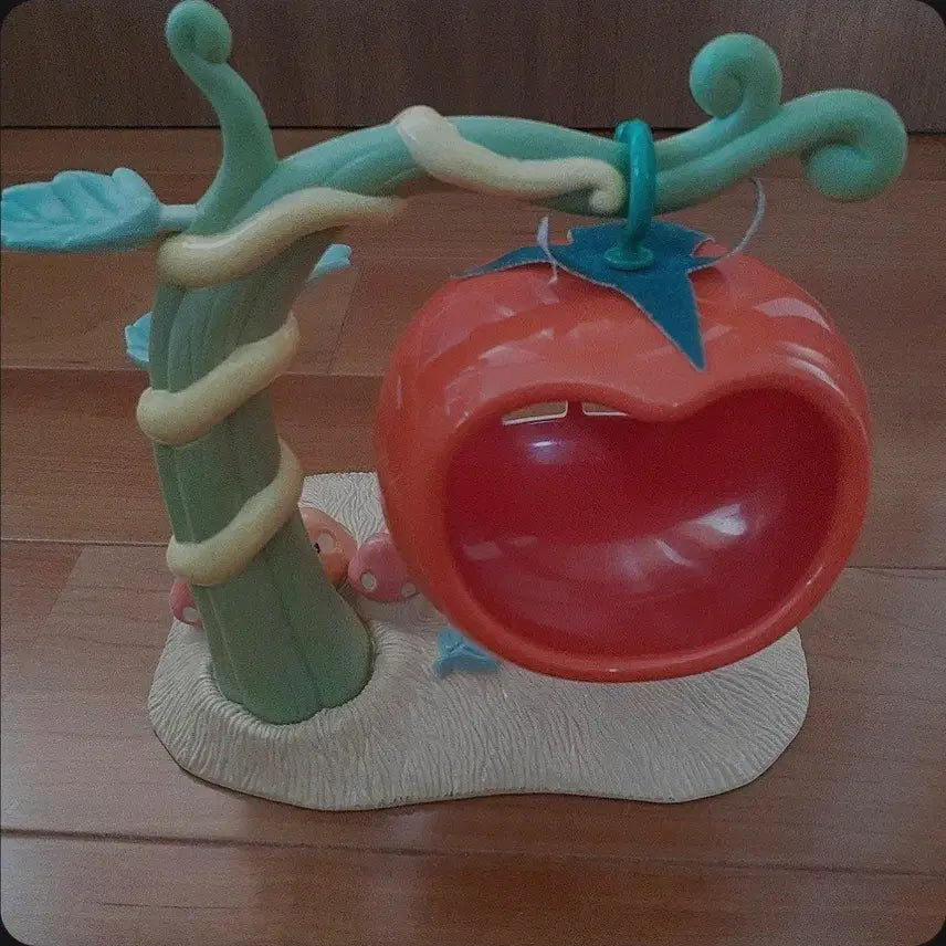 [BUNJANG] Sylvanian Families Sleeping Forest Tomato House - Vintage Rare Item / 실바니안 패밀리 잠자는 숲속의 토마토 올드 고전