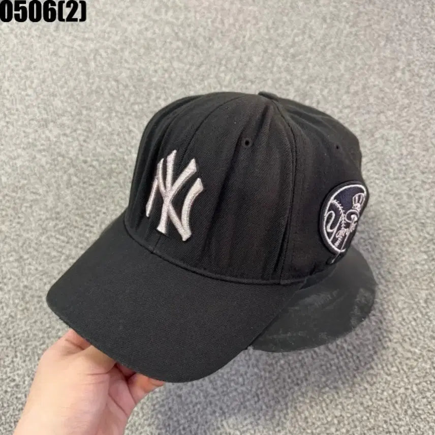 [BUNJANG] MLB New York Yankees Black Ball Cap Hat / MLB 뉴욕 양키스 블랙 볼캡 모자