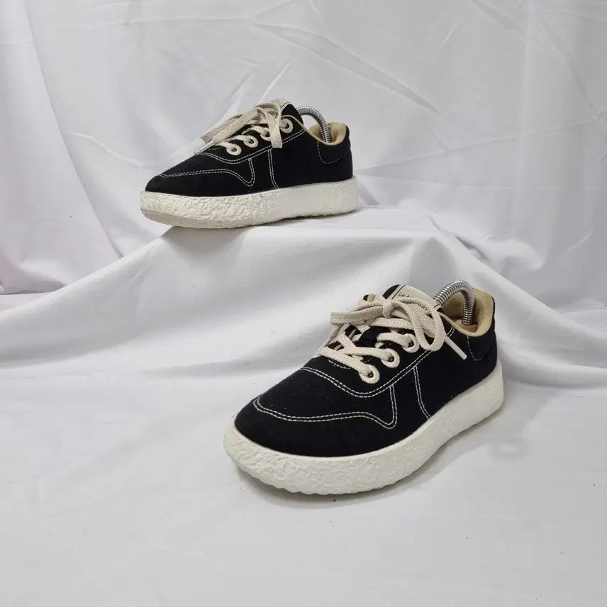 [BUNJANG] LeMouton Merino Wool "Mate" Sneakers / 빈티지하서 230 르무통 메이트 메리노울 블랙 스니커즈 운동화