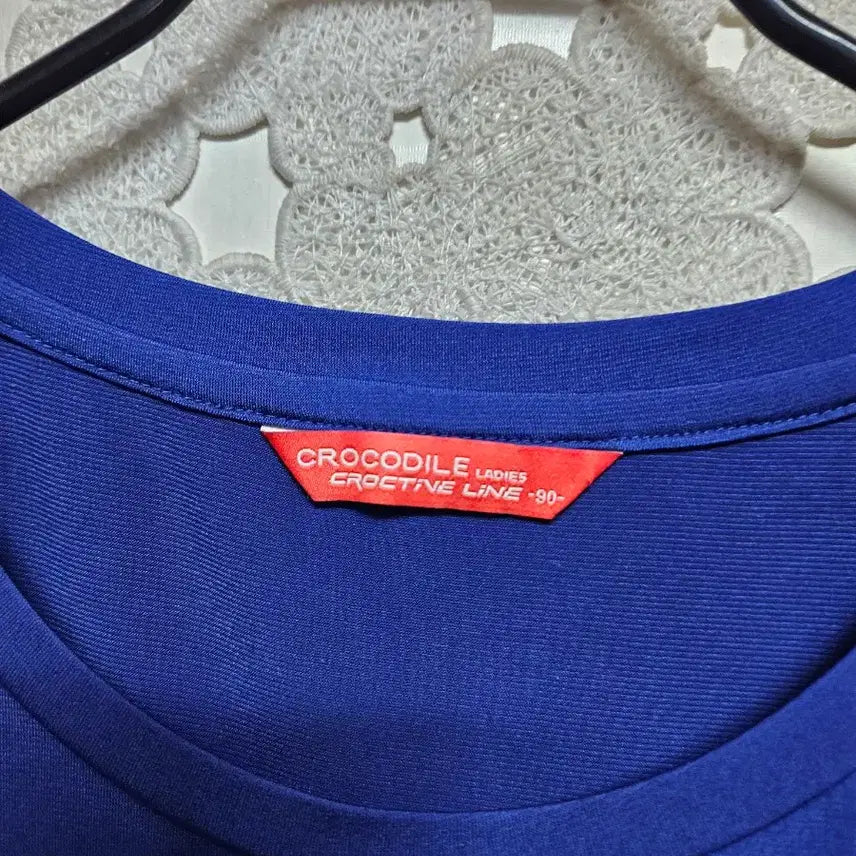 [BUNJANG] Crocodile Spandex Short Sleeve T-Shirt Women&