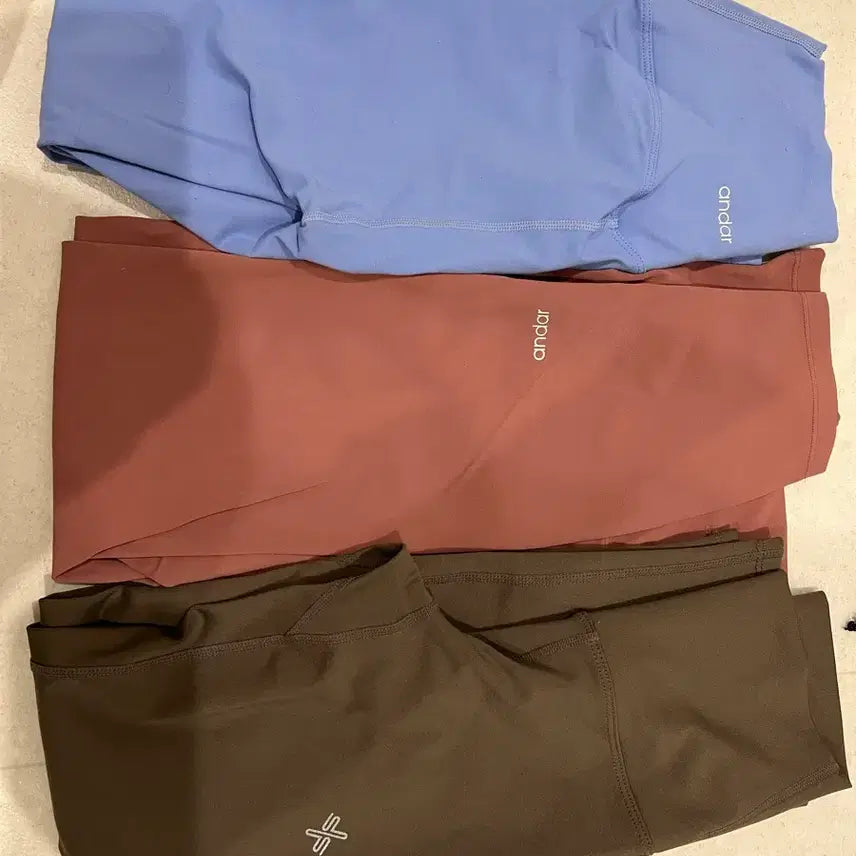 [BUNJANG] 3-Pack Leggings (Andar Size 4, Xexymix Size S) / 레깅스 3종 (안다르 4사이즈, 젝시믹스 s)