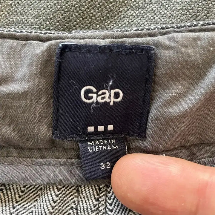[BUNJANG] GAP Grey Shorts / (GAP) 갭 그레이 반바지