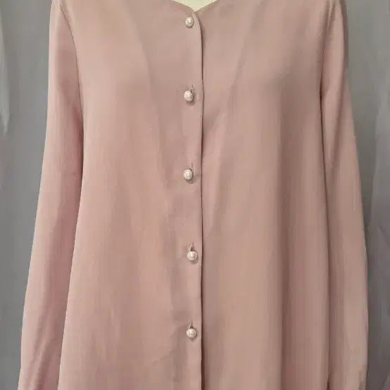 [BUNJANG] Pearl Button Blouse - Pink, Size M / 핑크 진주 버튼 블라우스M