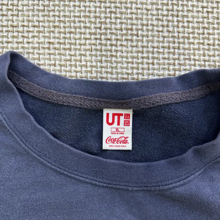 [BUNJANG] Uniqlo Coca-Cola Sweatshirt XL / XL 유니클로 코카콜라 맨투맨 0430D