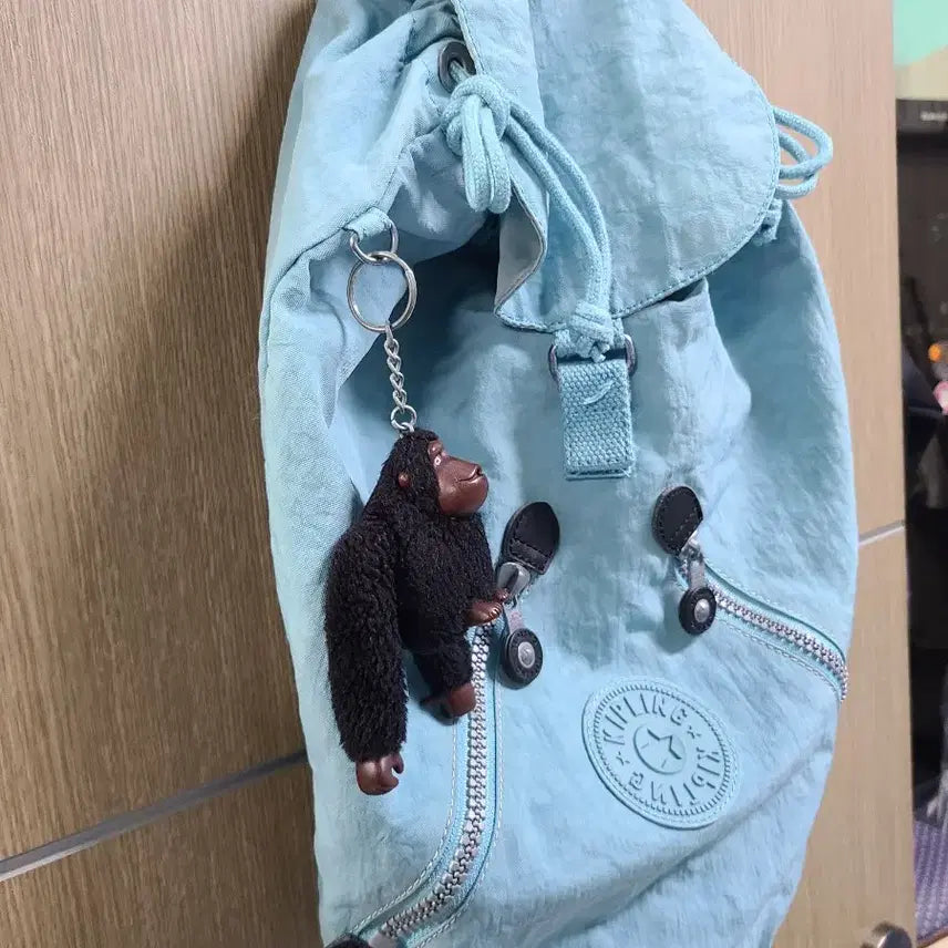 [BUNJANG] Kipling Drawstring Backpack Sky Blue with Charm / 키플링 드로스트링 백팩 하늘색 + 키링 포함