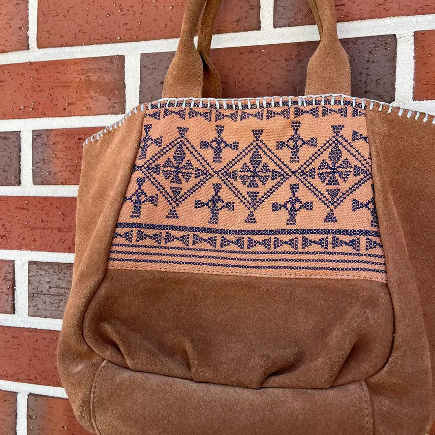 [BUNJANG] Vintage Real Suede Ethnic Pattern Tote Bag / Vintage 리얼 스웨이드 에스닉 패턴 토트백