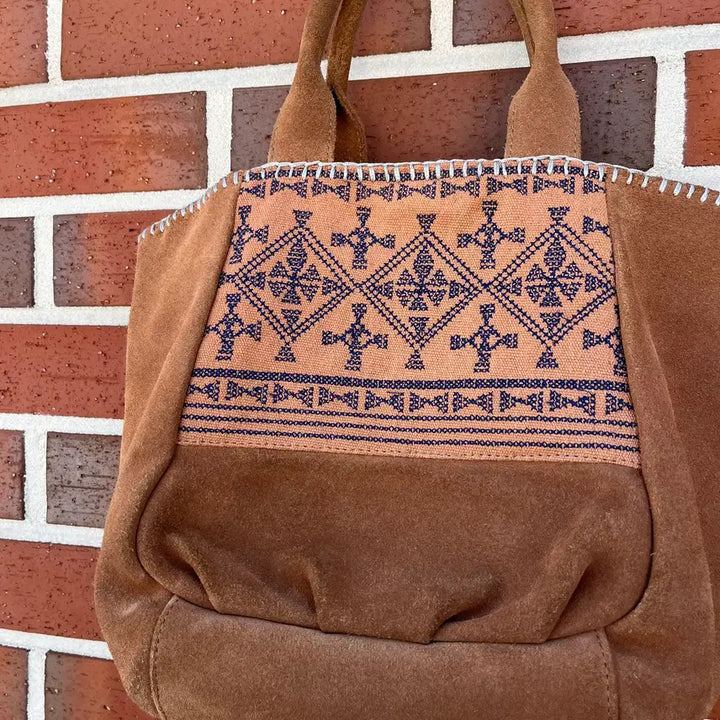 [BUNJANG] Vintage Real Suede Ethnic Pattern Tote Bag / Vintage 리얼 스웨이드 에스닉 패턴 토트백