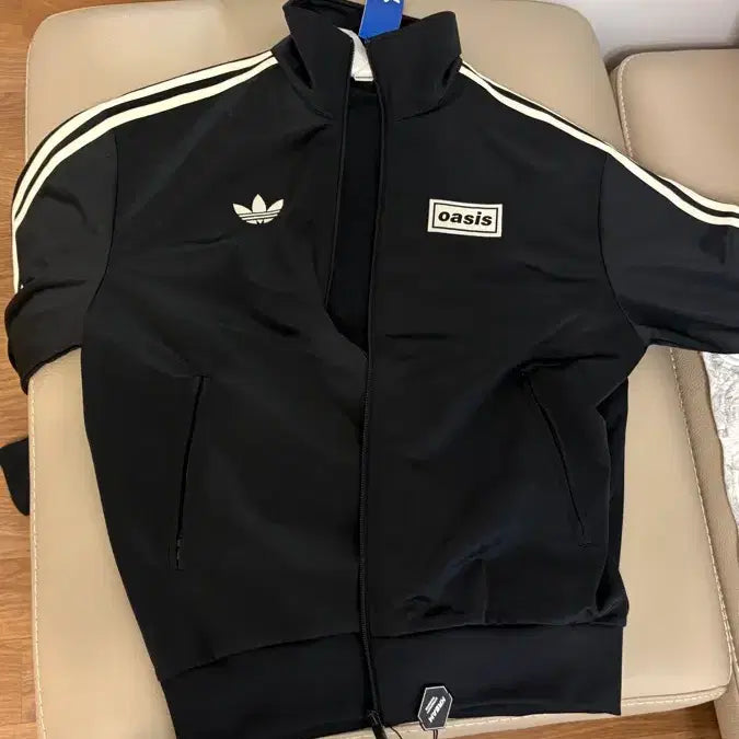 [BUNJANG] Oasis Track Top Black Size S / 오아시스 트랙탑  s사이즈 판매/사이즈 교환
