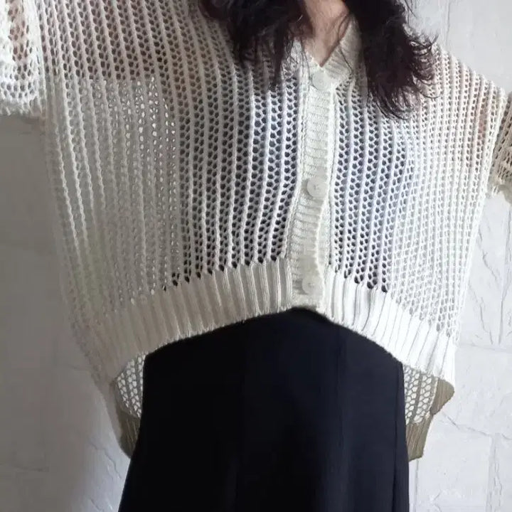 [BUNJANG] Punch Knit Cardigan with Sleeveless Top Set / 펀칭 니트 가디건+나시티