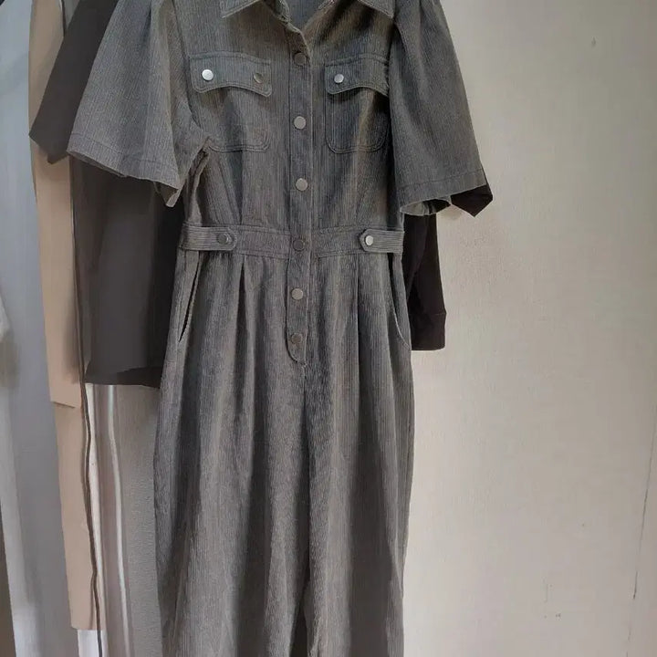 [BUNJANG] Jullog Suit Pants / 줄로그슈트바지 m 55까지?