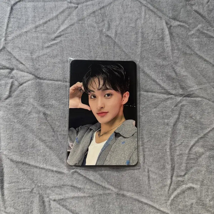 [BUNJANG] NCT 127 Mark Fact Check Trading Card Navy Version / 엔시티127 마크 팩트체크 트레카 네이비 버전