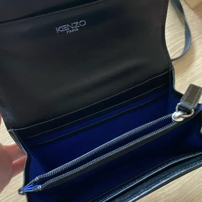 [BUNJANG] Kenzo Hologram Leather Mini Bag / 겐조 KENZO 홀로그램 가죽 미니백
