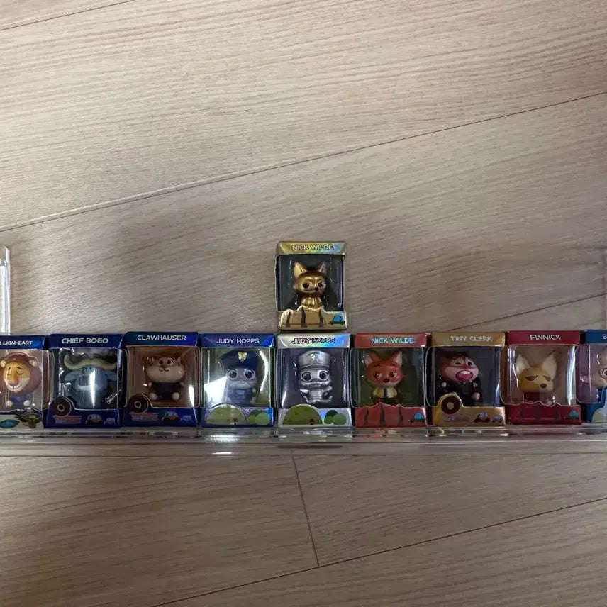 [BUNJANG] Zootopia Rice Ball Figure Hug Series Set (10 Types) / 주토피아 쌀알피규어 허그시리즈 10종 (중복X)