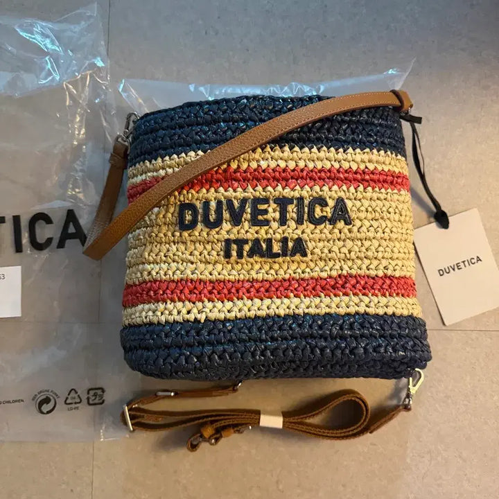 [BUNJANG] Duebeta Fateno Raffia Shoulder Bag Navy / 듀베티카 파테르노 라피아 숄더백 네이비