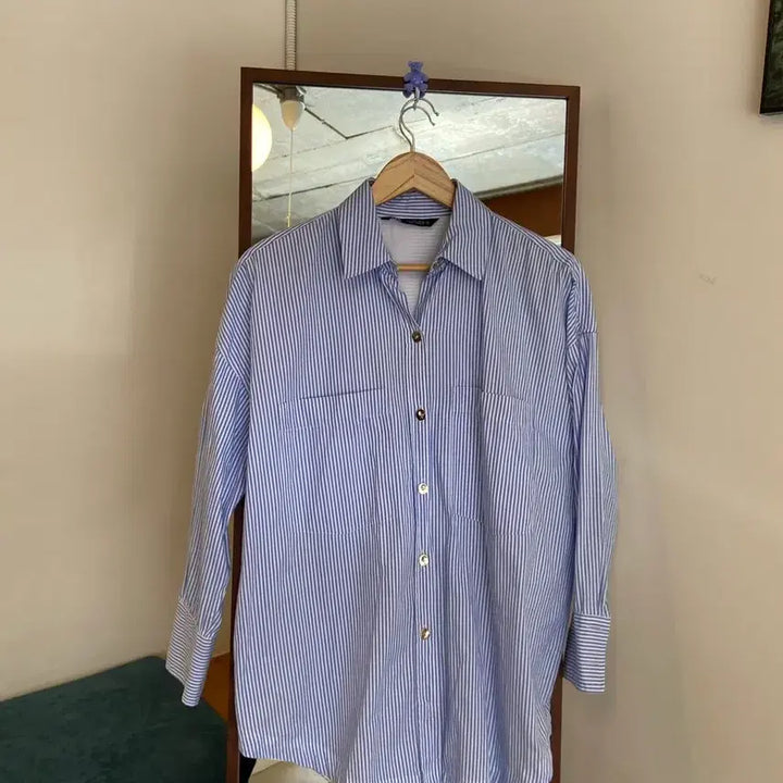 [BUNJANG] ZARA Striped Oversized Fit Shirt / 자라 스트라이프 오버핏 셔츠