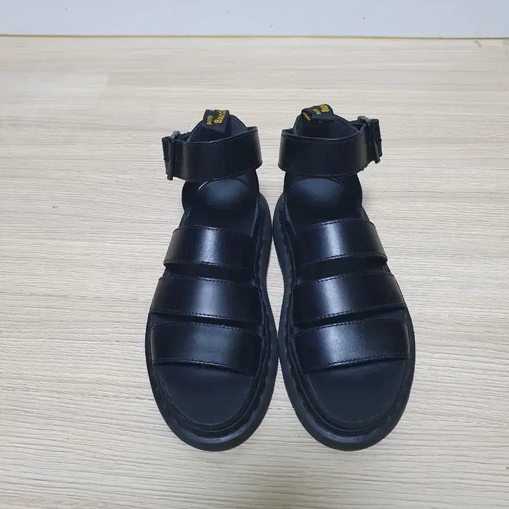 [BUNJANG] Dr. Martens Clarissa II Sandal US W 6 / 230mm / 닥터마틴 클라리사 2 샌들 230