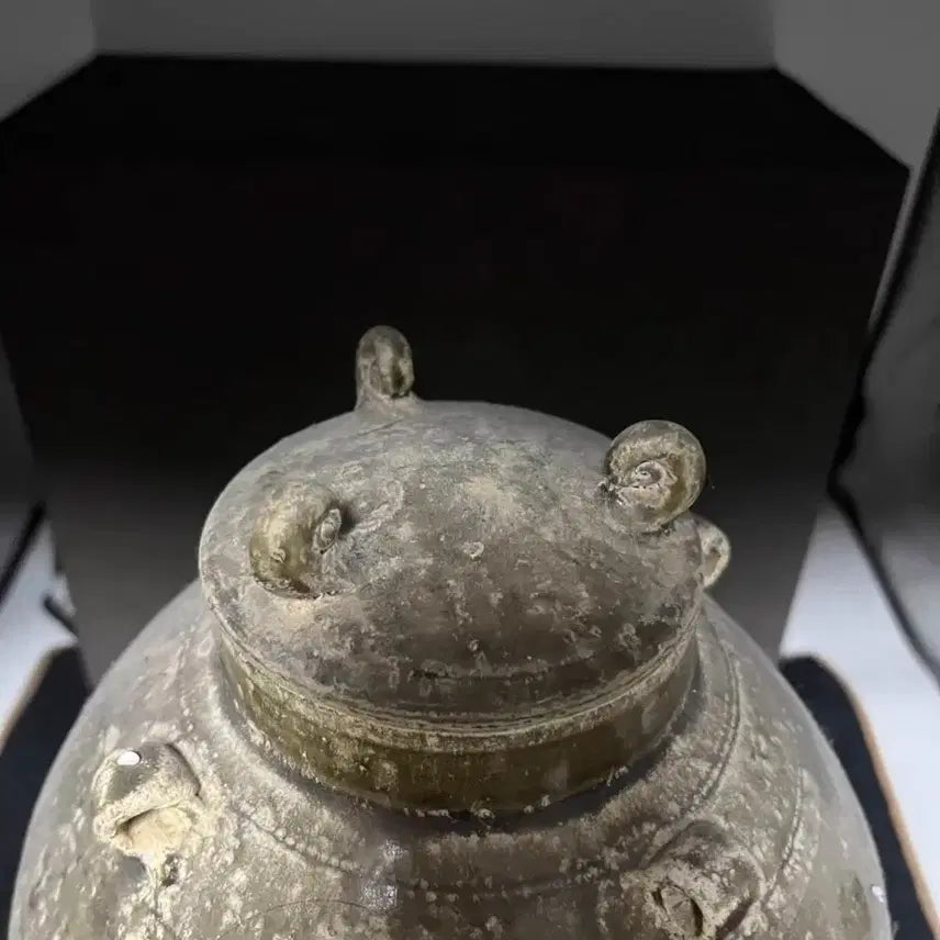 [BUNJANG] Authentic Tang Dynasty Early Yue Ware Jar / 진품 수당 시대 월요(운송시간9일)