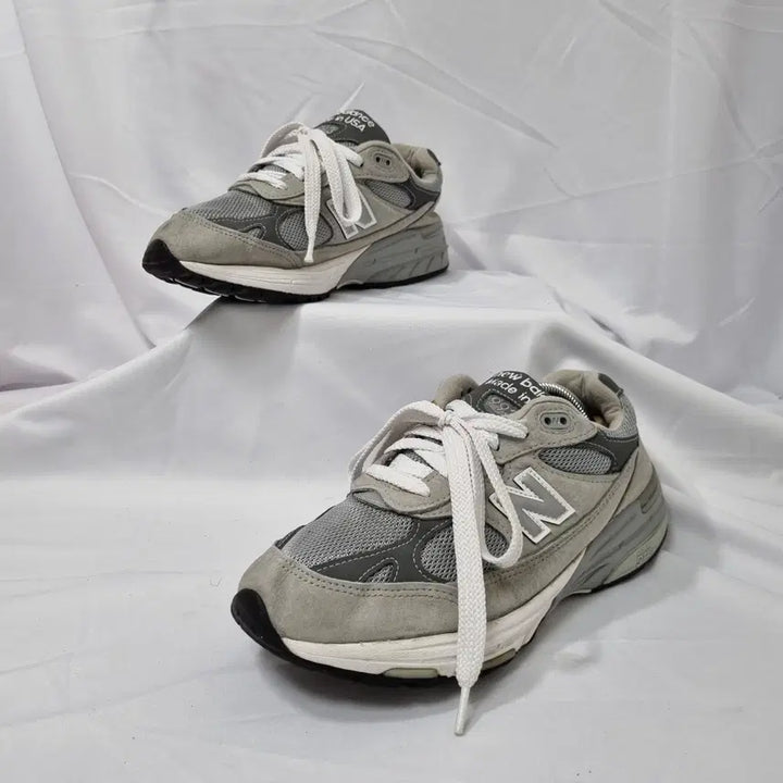 [BUNJANG] New Balance 993 Made in USA Grey Sneakers / 빈티지하서 260 뉴발란스 993 메이드 인 USA 그레이 스니커즈