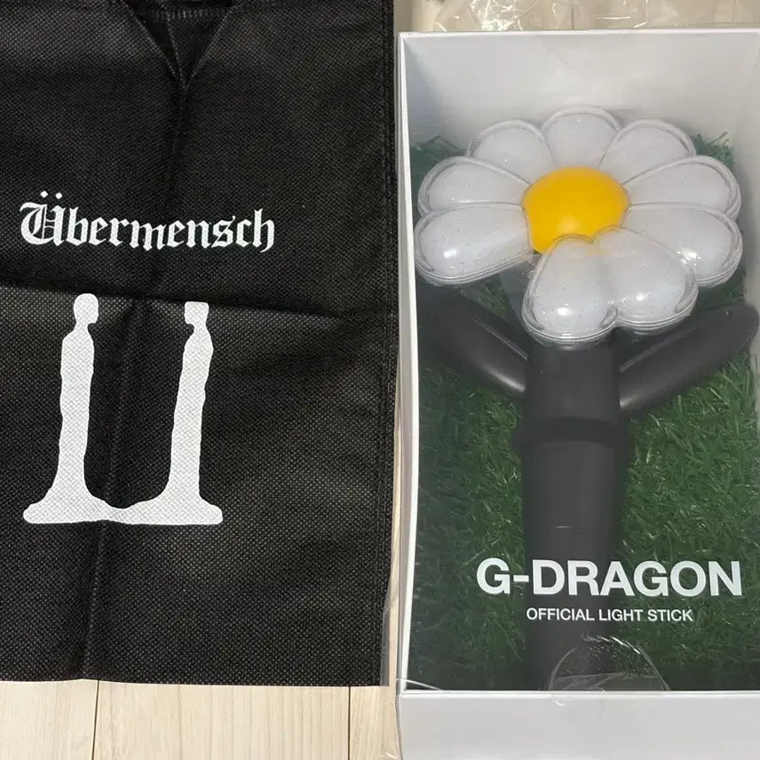 [BUNJANG] G-Dragon GD Kown Ji Yong Cheering Stick / 지드래곤 GD 지디 권지용 응원봉 새상품