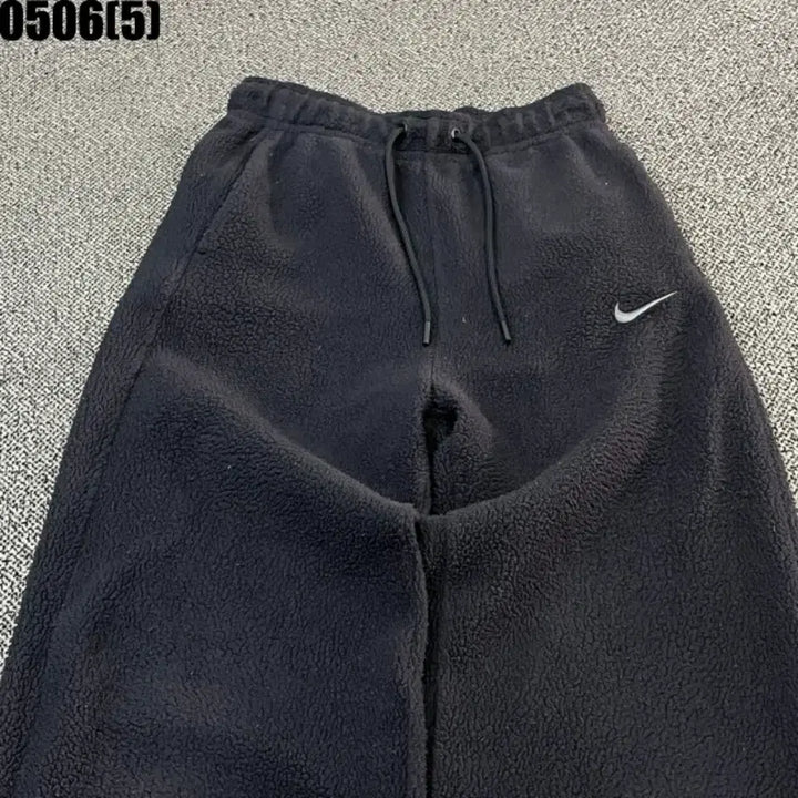 [BUNJANG] Nike Black Fleece Jogger Pants / 나이키 플리스 조거팬츠 블랙