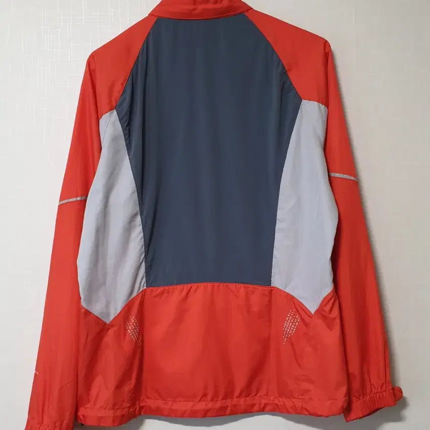 [BUNJANG] Columbia Windbreaker Jacket Size L / 컬럼비아 바람막이 L사이즈 